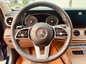 Xe Mercedes Benz E200 2018