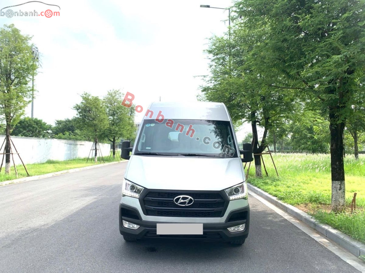 Hyundai Solati H350 2.5 MT 2018