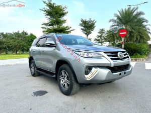 Xe Toyota Fortuner 2.4G 4x2 MT 2017