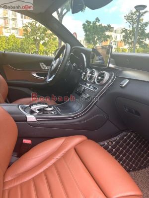 Xe Mercedes Benz GLC 300 4Matic 2017