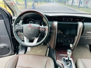 Xe Toyota Fortuner 2.4G 4x2 AT 2020