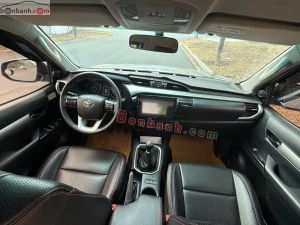 Xe Toyota Hilux 2.8G 4x4 MT 2016