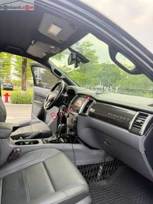 Xe Ford Everest Titanium 2.2L 4x2 AT 2016