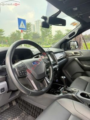 Xe Ford Everest Titanium 2.2L 4x2 AT 2016