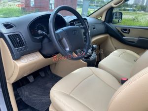 Xe Hyundai Grand Starex 2.5 MT 2017