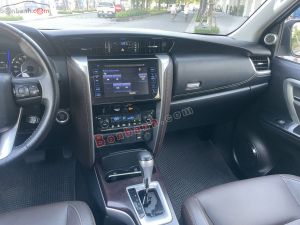 Xe Toyota Fortuner 2.7V 4x2 AT 2019