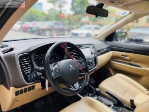 Xe Mitsubishi Outlander 2.0 CVT Premium 2018