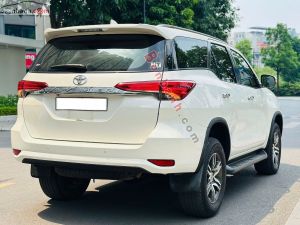 Xe Toyota Fortuner 2.7V 4x2 AT 2020