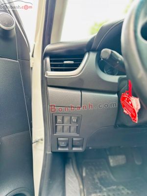 Xe Toyota Fortuner 2.7V 4x2 AT 2020