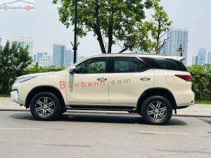 Xe Toyota Fortuner 2.7V 4x2 AT 2020