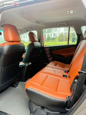 Xe Toyota Innova 2.0E 2019
