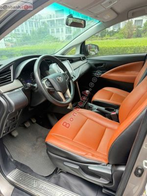Xe Toyota Innova 2.0E 2019