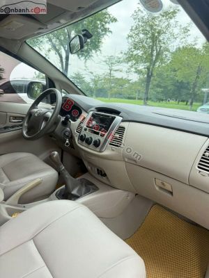 Xe Toyota Innova 2.0E 2014