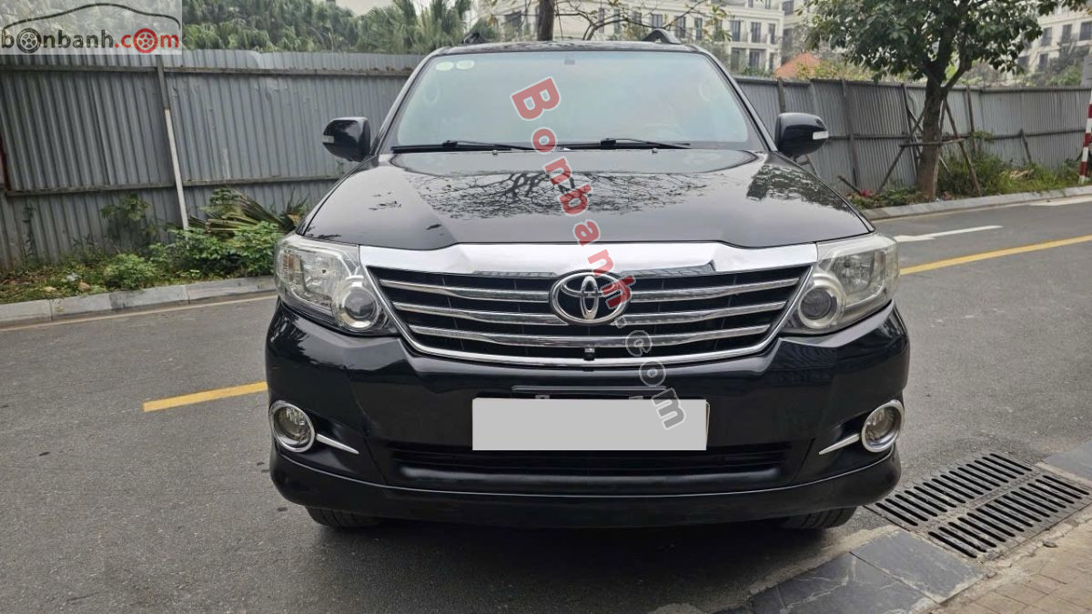 Toyota Fortuner 2.7V 4x2 AT 2015