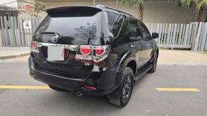 Xe Toyota Fortuner 2.7V 4x2 AT 2015