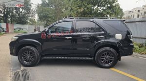 Xe Toyota Fortuner 2.7V 4x2 AT 2015