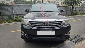Xe Toyota Fortuner 2.7V 4x2 AT 2015
