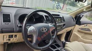 Xe Toyota Fortuner 2.7V 4x2 AT 2015