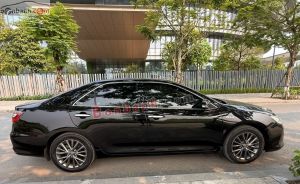 Xe Toyota Camry 2.0E 2017