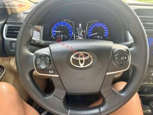 Xe Toyota Camry 2.0E 2017