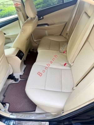 Xe Toyota Camry 2.0E 2017
