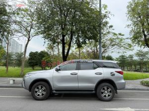 Xe Toyota Fortuner 2.4G 4x2 MT 2016