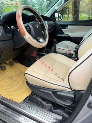 Xe Toyota Fortuner 2.4G 4x2 MT 2016