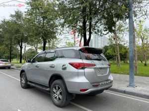 Xe Toyota Fortuner 2.4G 4x2 MT 2016