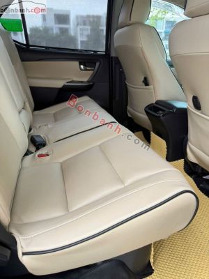 Xe Toyota Fortuner 2.4G 4x2 MT 2016