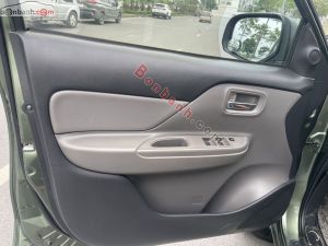 Xe Mitsubishi Triton 4x2 AT 2016