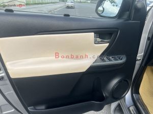 Xe Toyota Fortuner 2.4G 4x2 MT 2017